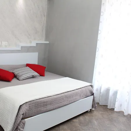 Residenza Nicola Naples