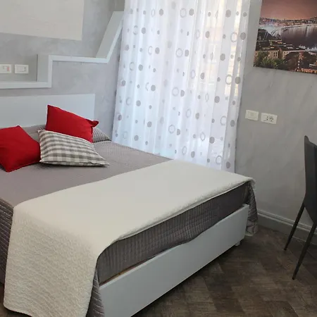 Hotel Residenza Nicola Naples